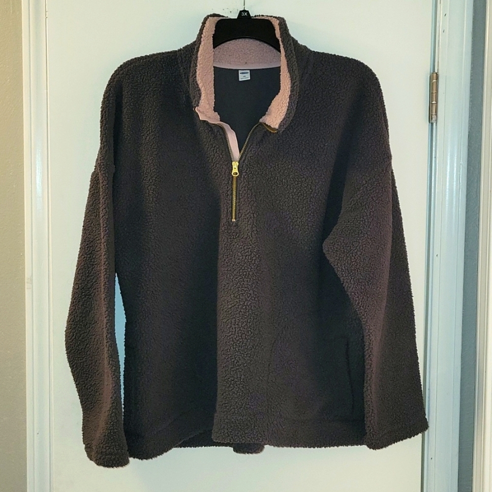 Old Navy 1/2 Zip Sherpa Sweatshirt, XXL, Charcoal Gray w/ Pink Collar